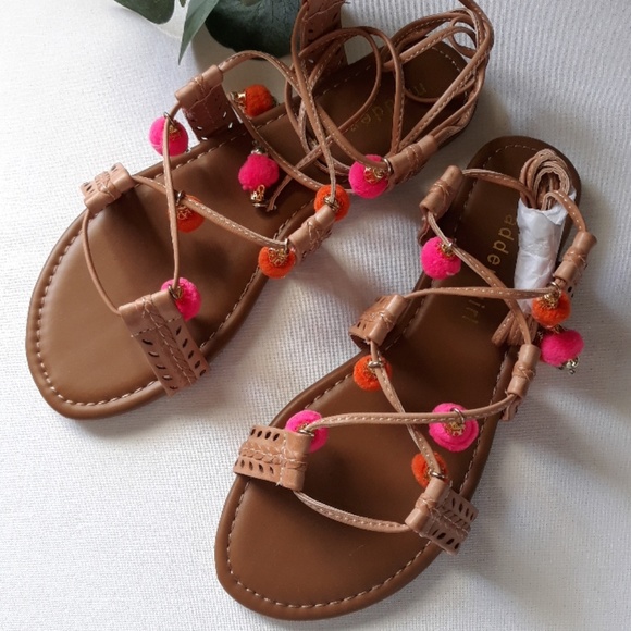 ❤...  Steve Madden Pom Pom Sandals - Picture 2 of 3